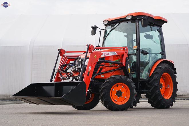 Hinomoto HM475 • kabína a nakladač