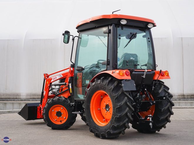 Hinomoto HM475 • kabína a nakladač
