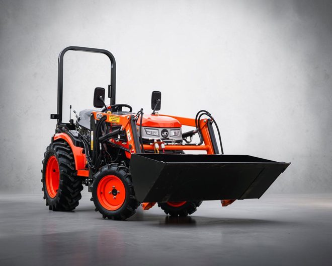 Hinomoto HM3030 • čelný nakladač