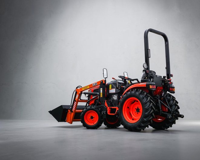 Hinomoto HM3030 • čelný nakladač